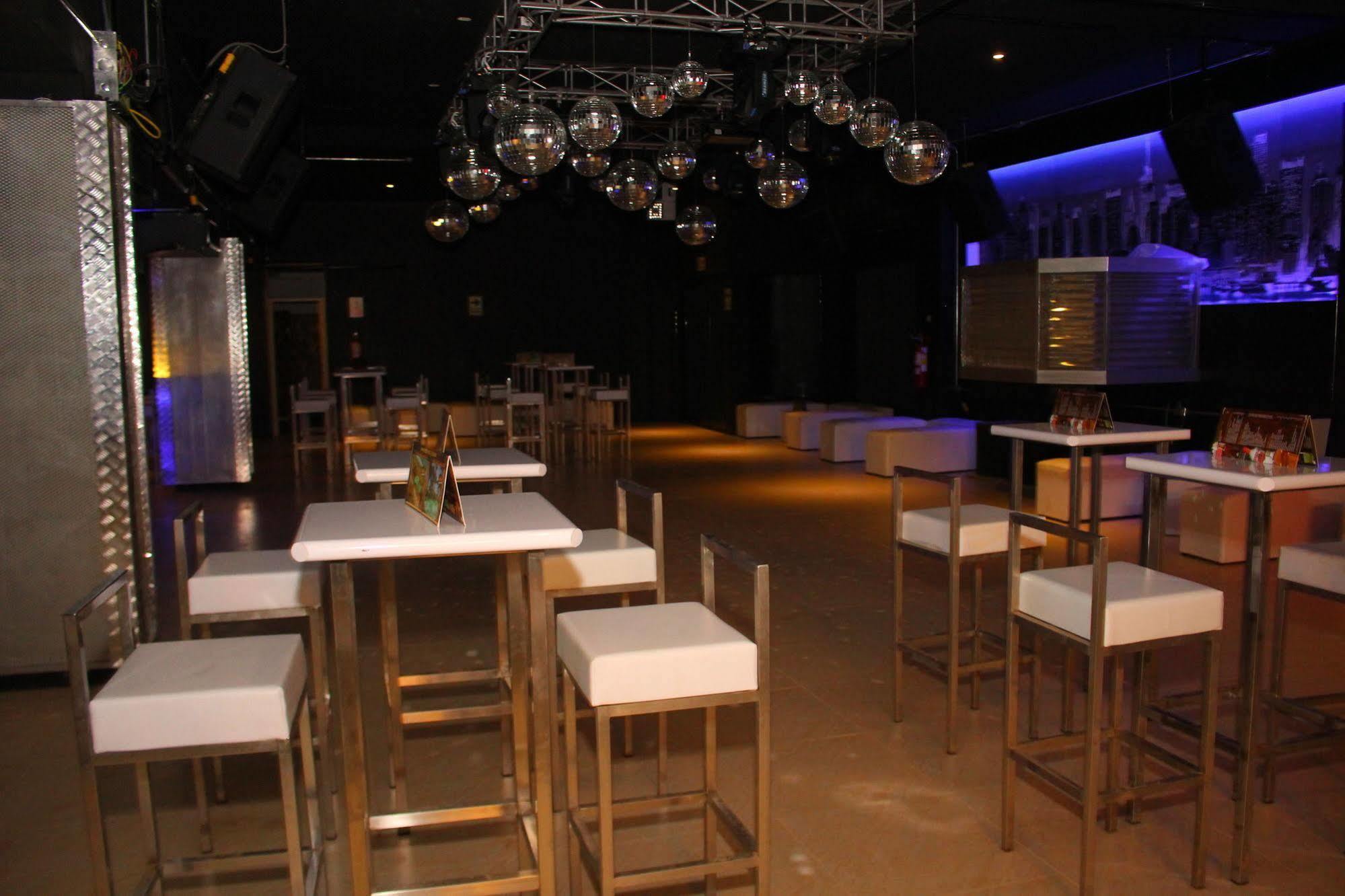 Hotel Rustica บีชายีโต ภายนอก รูปภาพ